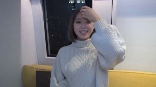 女神级东航空姐与男友视频流出高清私拍95P 高清720P完整
