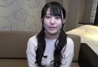 广东老表姐妹花【颜值姐妹】 又纯又欲的搭配，互相69舔穴，劲爆毒龙，肉棒插对方的骚穴，真诱惑！